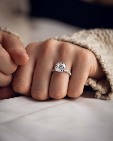 Celebrity Engagement Ring Pictures: Revenge Ashley Madekwe Engagement Ring  | Glamour